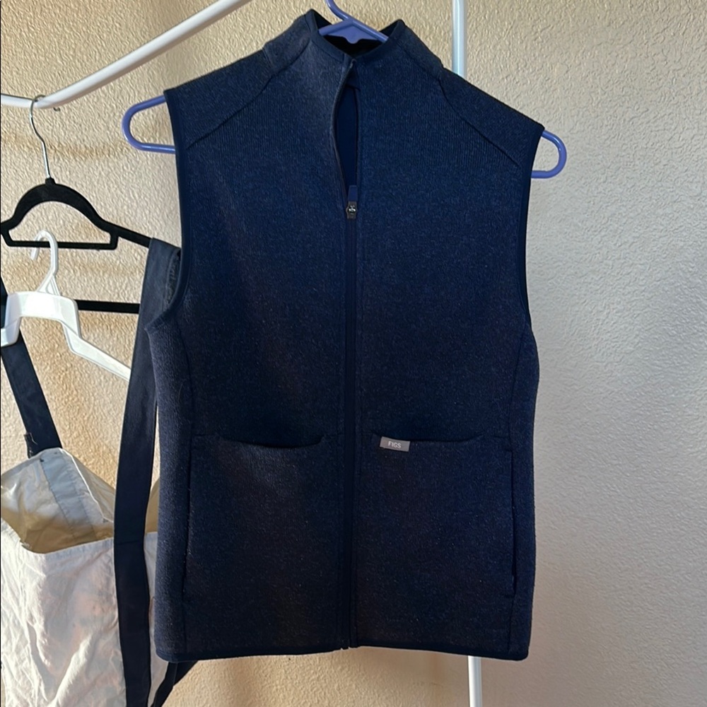 Figs Navy Blue Women's Vest